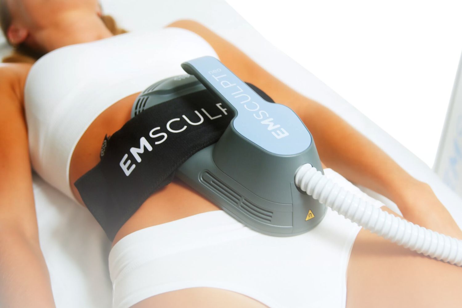 Feel Confident This Summer with Emsculpt Body Contouring